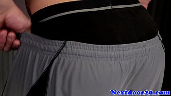 Homosexuell muskel gym creampie xvideo