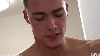Melhor Vídeo Pornô Gay de Todos os Tempos