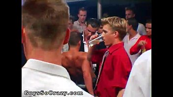 Xvideo gay pecs camisa aberta