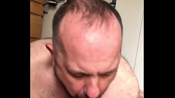 Großer homosexueller schwanz blowjob